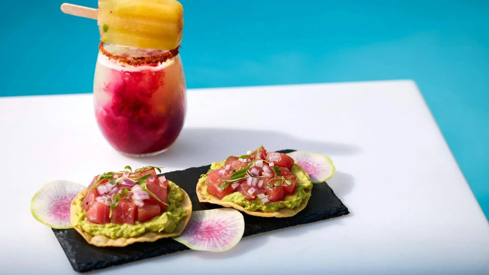 Renaissance Los Angeles Airport Hotel 4*,