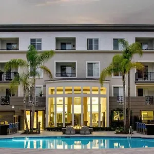 Apartment Elite 2br At Venice Marina Del Rey W Pool Gym & Free Parking, Los Angeles