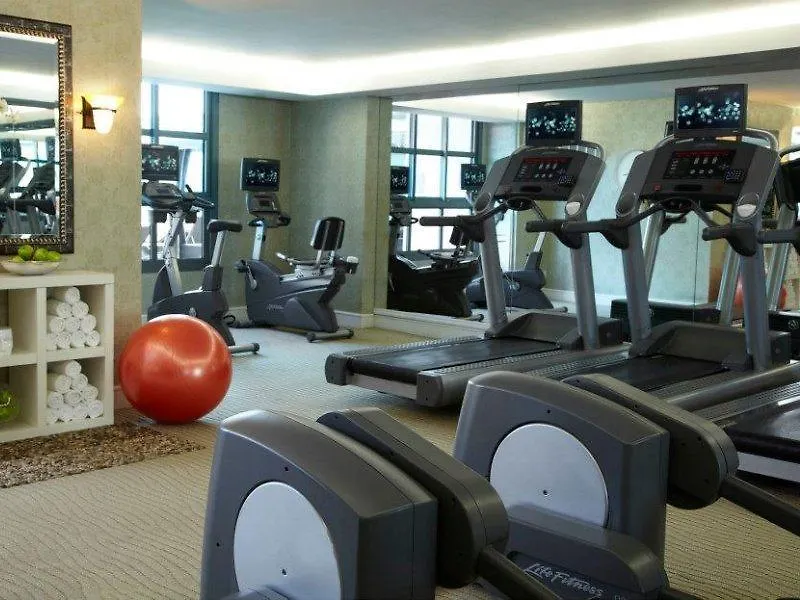 Renaissance Los Angeles Airport Hotel