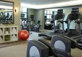 Renaissance Los Angeles Airport Hotel
